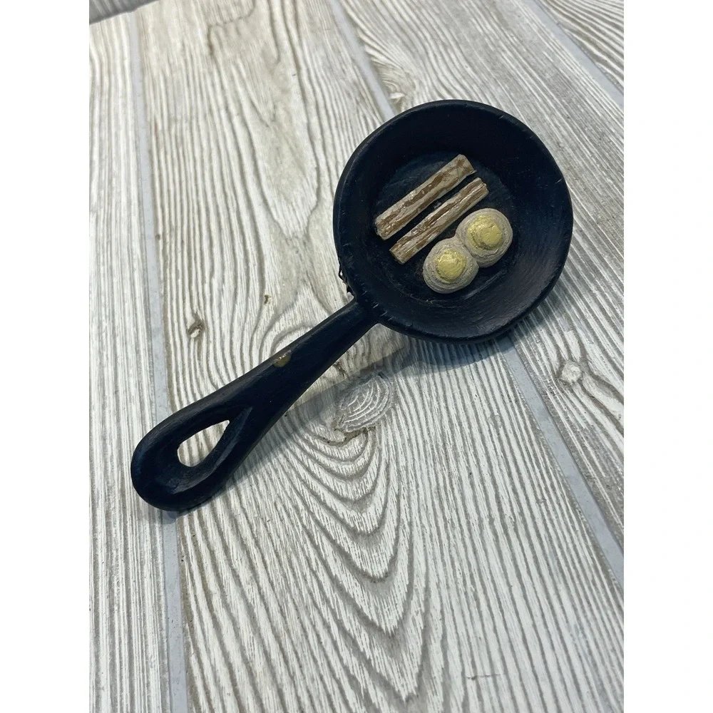 VTG Handcrafted Wooden Skillet Wall Hook Bacon and Eggs Breakfast Decor Black